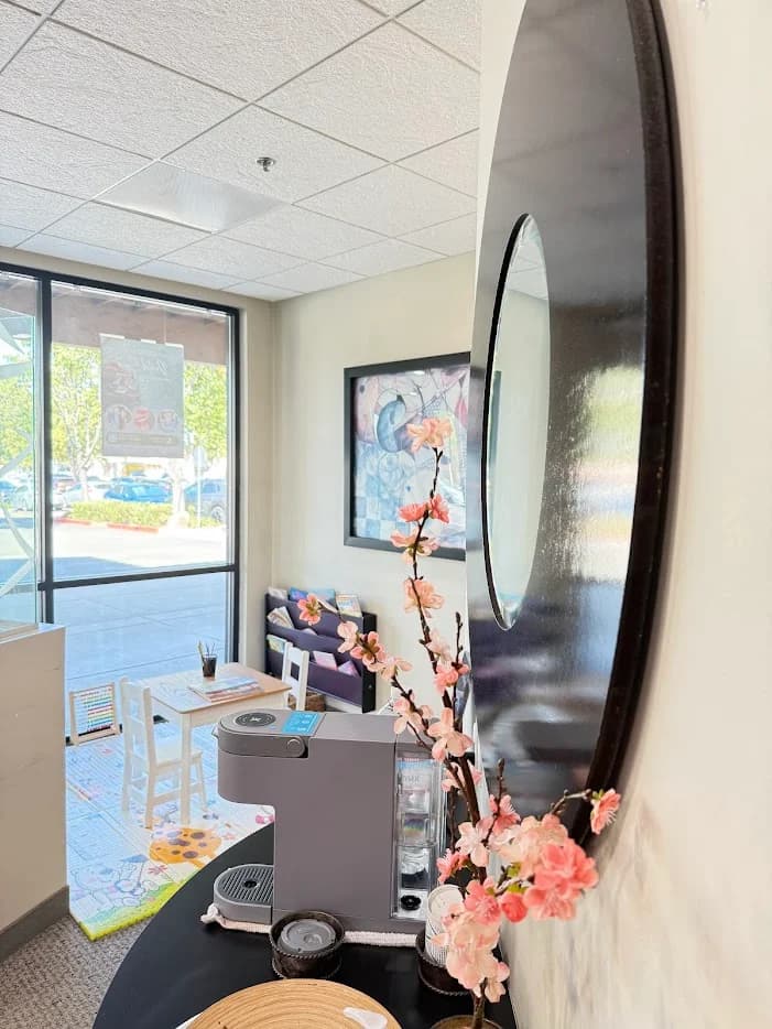 Designing Smiles at Mission Hills lobby reception area